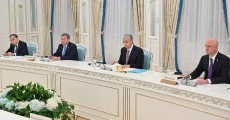 Тоқаев Еуропалық кеңестің президентімен келіссөз жүргізді