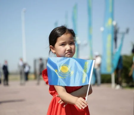 ҚЫЗЫЛОРДАДА «КӨК ТУДЫҢ ЖЕЛБІРЕГЕНІ»  ДӘСТҮРЛІ ЖАЛПЫҰЛТТЫҚ АКЦИЯСЫ ӨТТІ