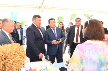 ДЕЛЕГАТТАР НАҒИ ІЛИЯСОВ АУЫЛЫНЫҢ ТҰРМЫС-ТІРШІЛІГІМЕН ТАНЫСТЫ