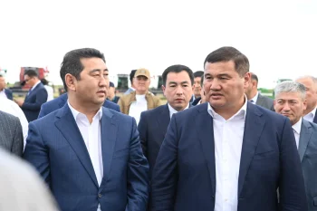 ЕГІНГЕ АЛҒАШҚЫ ОРАҚ ТҮСТІ