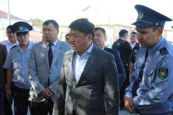 ҚЫЗЫЛОРДА ҚАЛАСЫНЫҢ ӘКІМІ ШАҺАРҒА ҚАРАСТЫ КЕНТ ТҰРҒЫНДАРЫМЕН КЕЗДЕСТІ