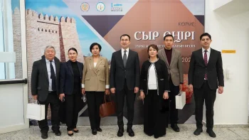 АСТАНАДА ҚР ҰЛТТЫҚ МУЗЕЙІНДЕ «СЫР ӨҢІРІ - ТҮРКІ ӨРКЕНИЕТІНІҢ АЛТЫН БЕСІГІ» АТТЫ ЖЫЛЖЫМАЛЫ КӨРМЕСІНІҢ АШЫЛУЫ ӨТТІ
