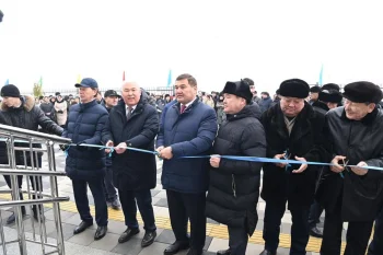 АРАЛ ҚАЛАСЫНДАҒЫ«ЖАЙЛЫ МЕКТЕП» ПАЙДАЛАНУҒА БЕРІЛДІ