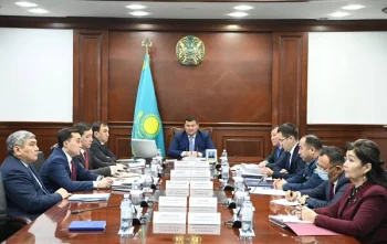 ЭКОНОМИКАНЫҢ ӨСІМІН ҚАМТАМАСЫЗ ЕТЕТІН САЛАЛАРДЫ ҚАРЖЫЛАНДЫРУ МӘСЕЛЕСІ ҚАРАЛДЫ