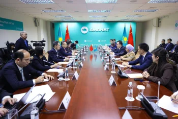 «AMANAT» партиясы Қытай Коммунистік партиясымен ынтымақтастықты нығайтуда