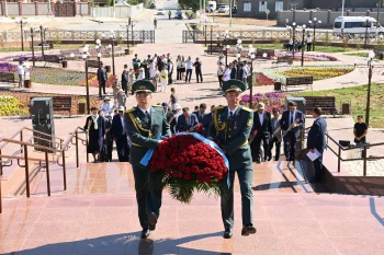 ҚЫЗЫЛОРДАДА САЯСИ ҚУҒЫН-СҮРГІН ЖӘНЕ АШАРШЫЛЫҚ ҚҰРБАНДАРЫН ЕСКЕ АЛУ ШАРАСЫ ӨТТІ