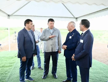 ПРЕМЬЕР-МИНИСТРДІҢ ОРЫНБАСАРЫ  "МАҒЖАН И К" ШАРУА ҚОЖАЛЫҒЫНЫҢ ЖҰМЫСЫМЕН ТАНЫСТЫ