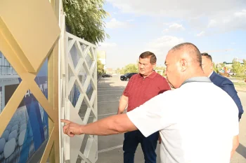 "ДОСТЫҚ ҮЙІНІҢ" ҚҰРЫЛЫСЫ АЙМАҚ БАСШЫСЫНЫҢ БАҚЫЛАУЫНДА