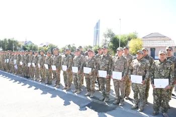 ЕЛ ИГІЛІГІ ҮШІН АТҚАРЫЛҒАН ЕҢБЕККЕ ҚҰРМЕТ КӨРСЕТІЛДІ