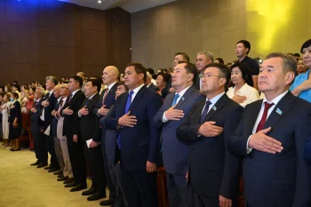 КОНСТИТУЦИЯ КҮНІНЕ АРНАЛҒАН САЛТАНАТТЫ ШАРА ӨТТІ