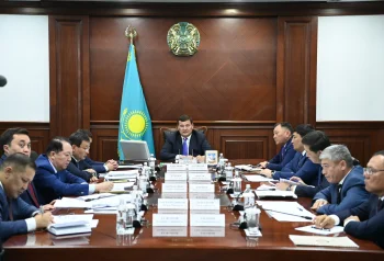 ӘЛЕУМЕТТІК-ЭКОНОМИКАЛЫҚ ДАМУ ЖӘНЕ РЕСПУБЛИКАЛЫҚ БЮДЖЕТТІҢ АТҚАРЫЛУ ҚОРЫТЫНДЫЛАРЫ ТАЛҚЫЛАНДЫ