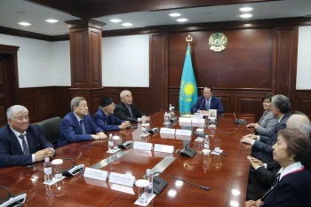 Бейбіткүл Кәрімованы әріптестері жылы лебізбен шығарып салды