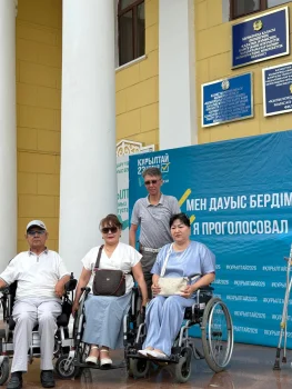 ҚҰРЫЛТАЙ САЙЛАУЫНДА МҮГЕДЕКТІГІ БАР ЖАНДАРҒА 67 ИНВАТАКСИ ҚЫЗМЕТ КӨРСЕТУДЕ